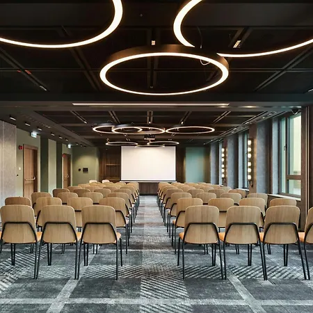 Szálloda Four Points By Sheraton 4*