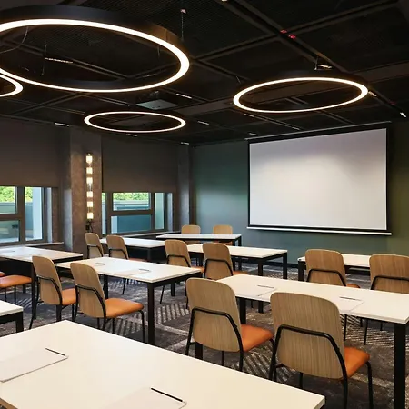 호텔 비에니아바