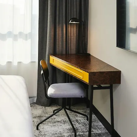 فندق Four Points By Sheraton 4*